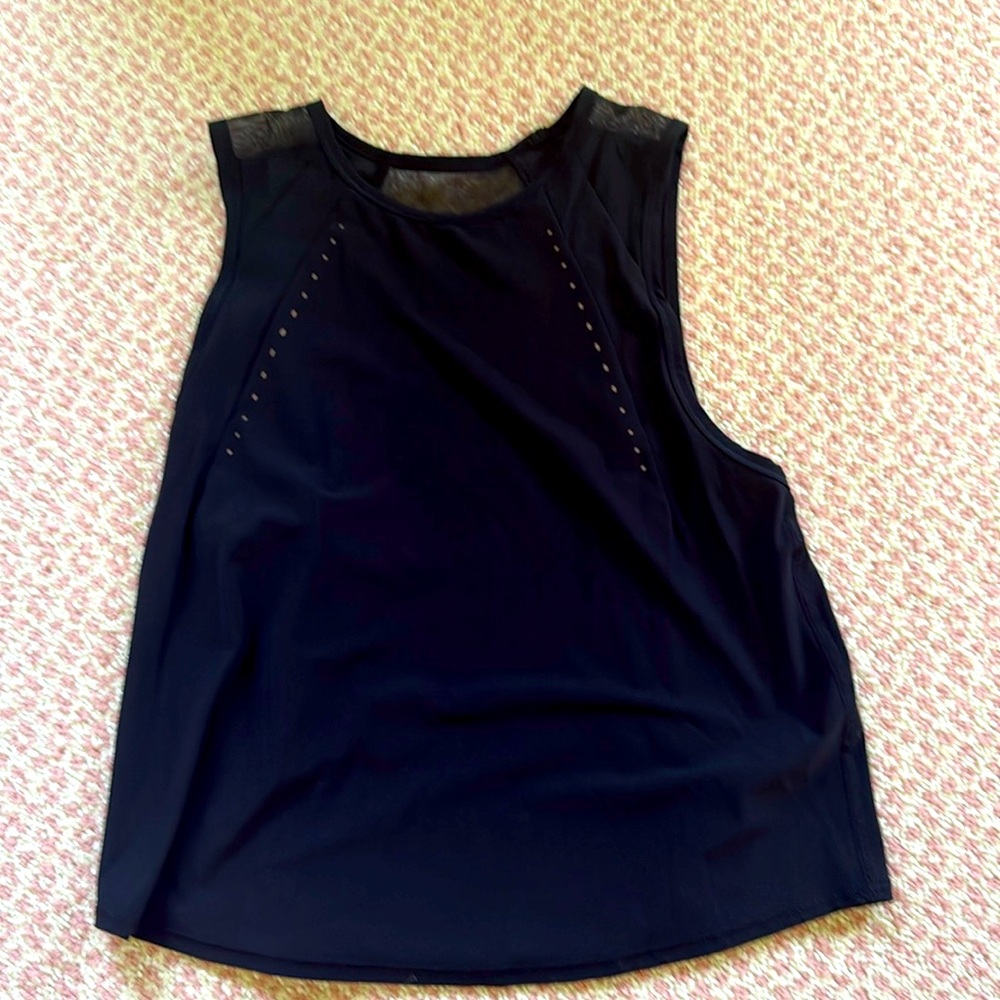 Black Lululemon Tank in size 2!!
